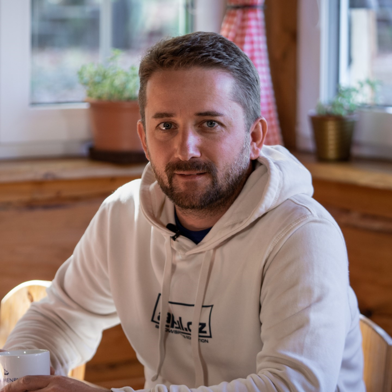 Obrázek epizody Trenér a lektor lyžování a telemarku Michael Turek