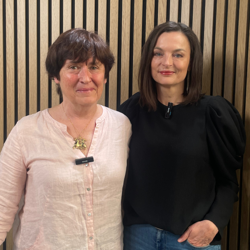 Obrázek epizody Ivana Bursíková: Máme se moc dobře, proto jsme líní bránit demokracii