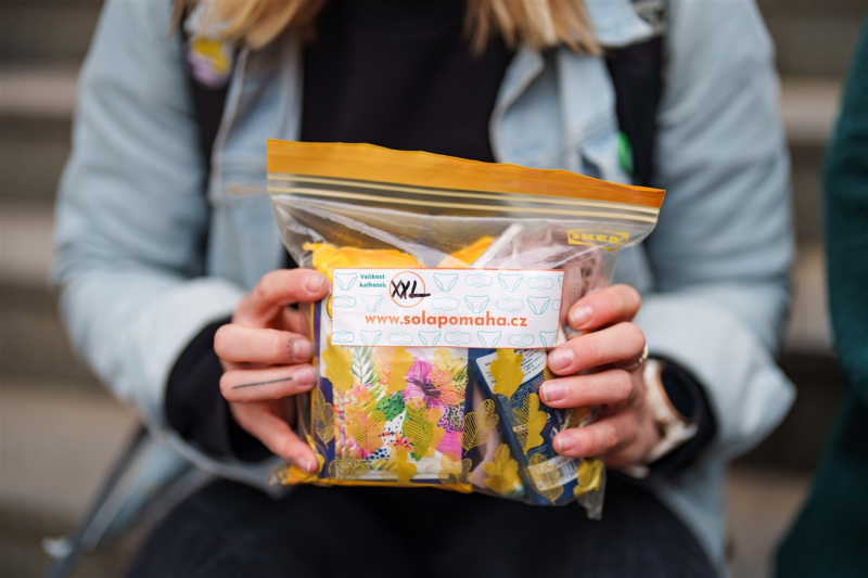 Obrázek epizody Sola pomáhá k menstruační důstojnosti