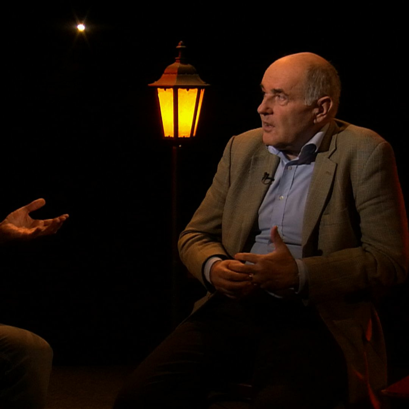 Obrázek epizody .pod lampou: Prečo sa bojíme jadrovej energie?