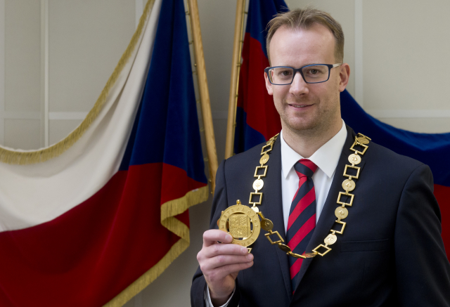 Obrázek epizody Ondřej Kolář: Pavel Novotný nastavil Rusku zrcadlo. Ukázal jim, jak se chovají oni k nám