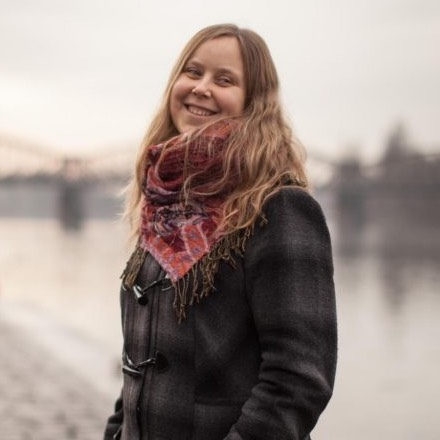 Obrázek epizody Podcast O muzikoterapii II.: O muzikoterapii se Zuzanou Ouředníčkovou