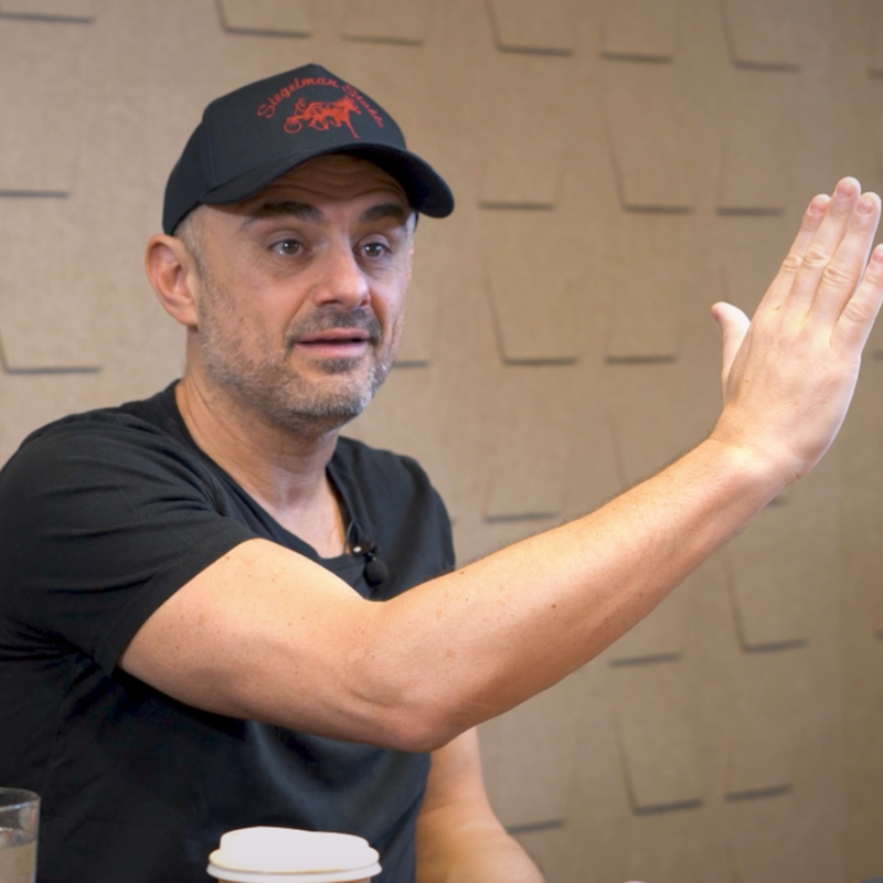 Obrázek epizody Why Followers Don’t Matter Anymore in Business | Money Buys Happiness Podcast