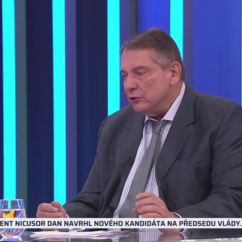 Obrázek epizody Spor vlády s Pavlem? Paroubek zpochybnil nezávislost Ústavního soudu. Pilip rázně reagoval