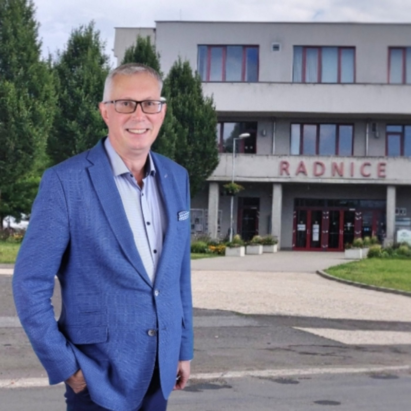 Obrázek epizody Rozhovor - Milan Pour, starosta města Milovice, 27.3.2023