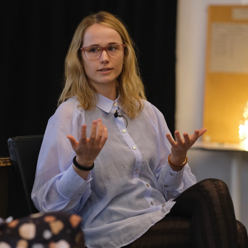 Obrázek epizody Ohlasy naživo s religionistkou Janou Nenadalovou o alternativní spiritualitě