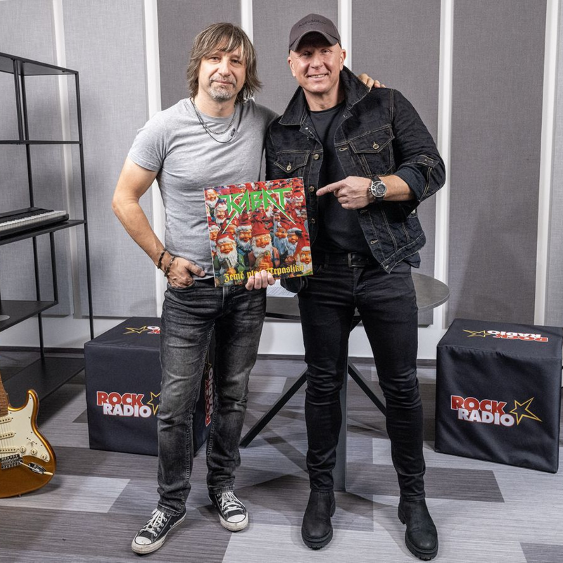 Obrázek epizody DESKA MĚSÍCE: Kabát - Země plná trpaslíků