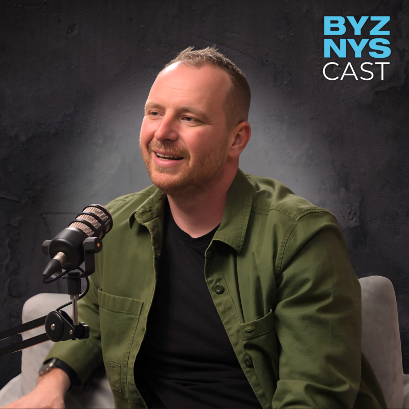 Obrázek epizody Jindra Fáborský - Podnikatelé nepotřebují marketingovou teorii, ale AI first mindset