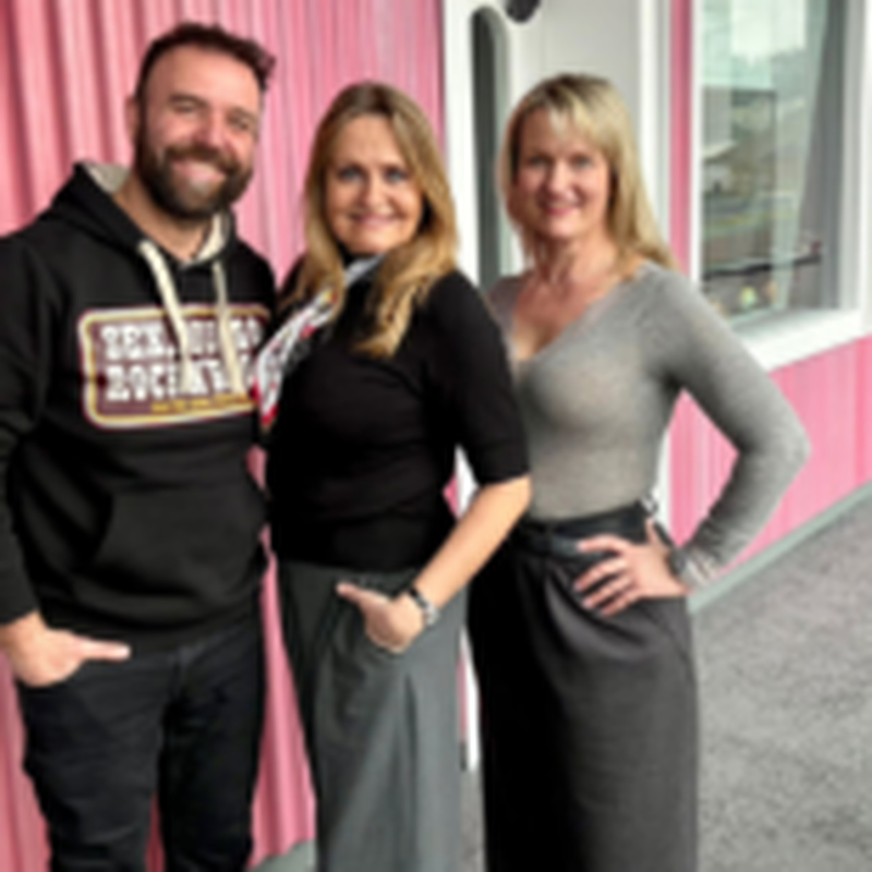 Obrázek epizody Regina Řandová: Mám štěstí, že můj hlas k Angeline Jolie stále sedí. Není to ale podmínkou, že jí budu dabovat pořád