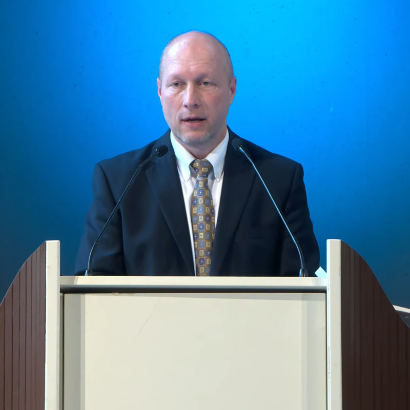 Obrázek epizody Řehák Robert • Jak projít mořem problémů dnešní doby?