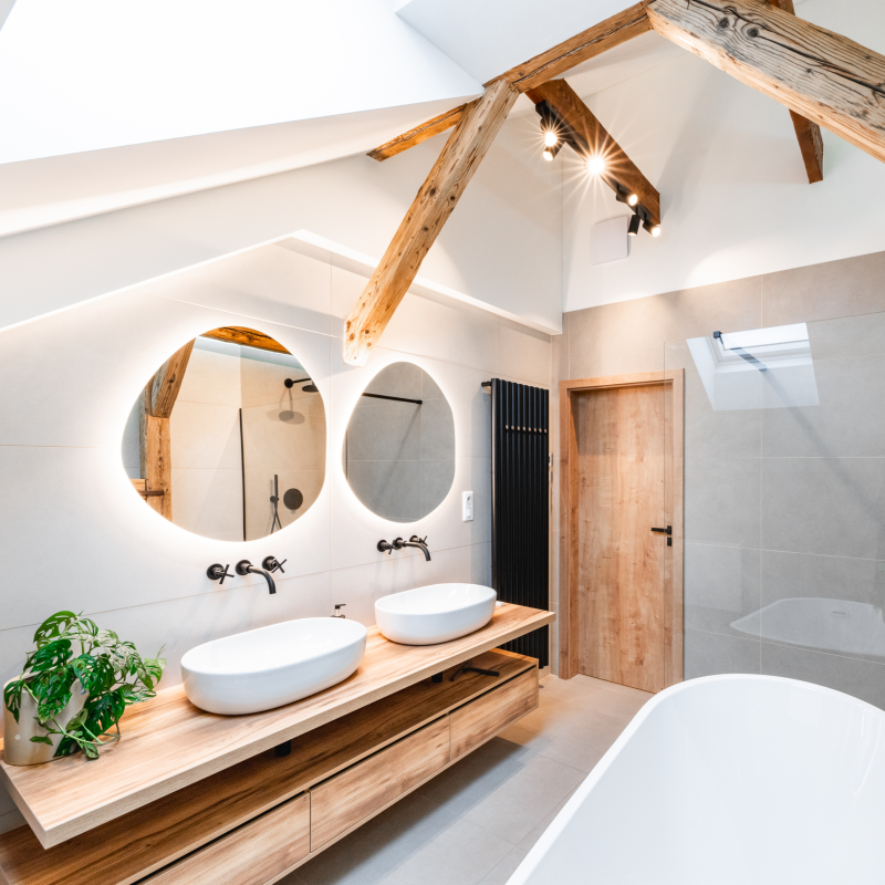 Obrázek epizody Architektka Lívia Kolaříková o designu koupelny: oslovte všech 5 smyslů