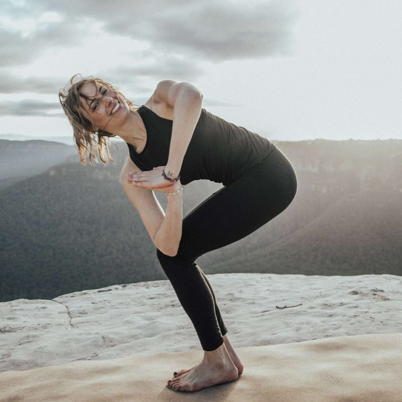 Obrázek epizody 18] Šárka Pechová | Jóga je životní styl a skvělý pomocník