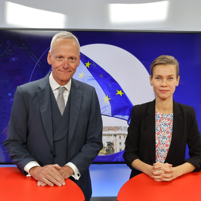 Obrázek epizody Dialog s Katarem potřebujeme. Exministr Svoboda kritizuje emírův odjezd před pražským summitem