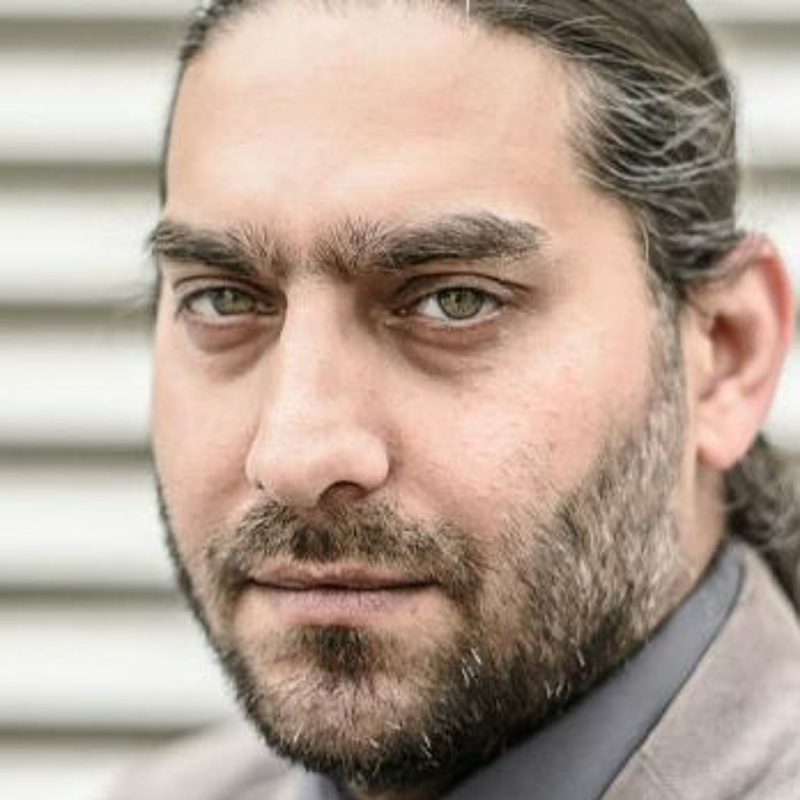 Obrázek epizody Podcast BEZ OBALU: Prolhaný prezidentský kandidát s podporou Romů