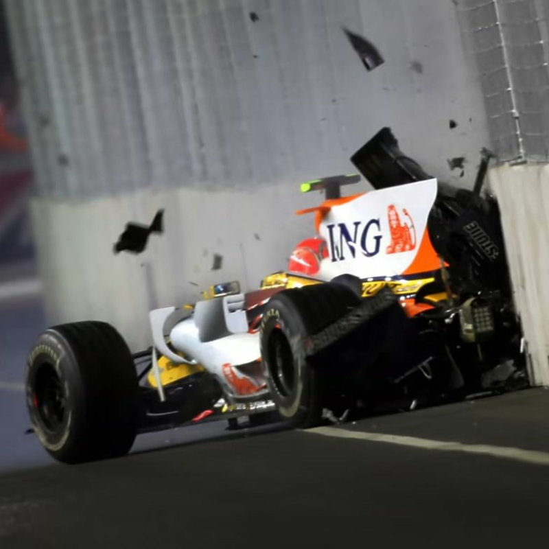 Obrázek epizody Co jste určitě nevěděli o nejskandálnější bouračce v historii F1