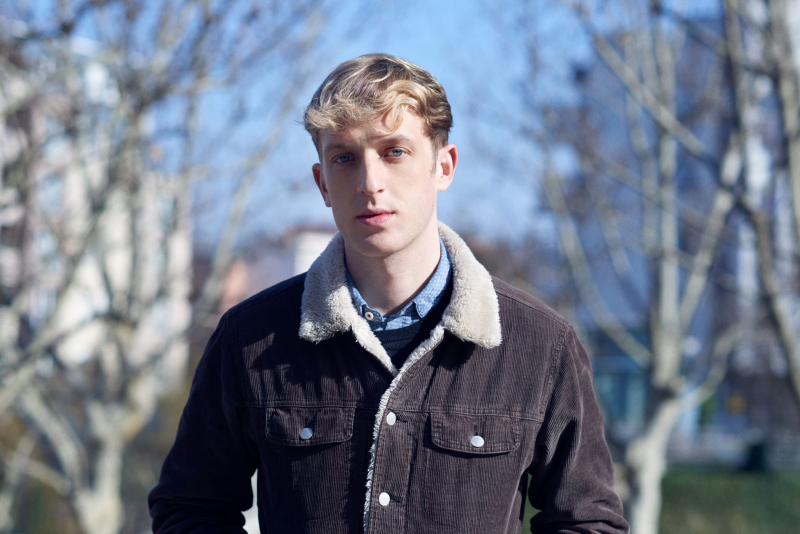 Obrázek epizody Zkušenost jednotlivce jako trend. Jaká byla literatura roku 2021?