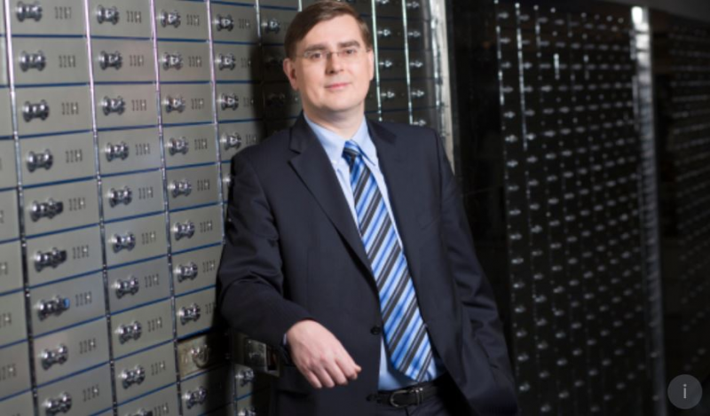 Obrázek epizody Ekonom Lubomír Lízal: Miliardový schodek jsme si naskládali kupováním voličů v minulosti