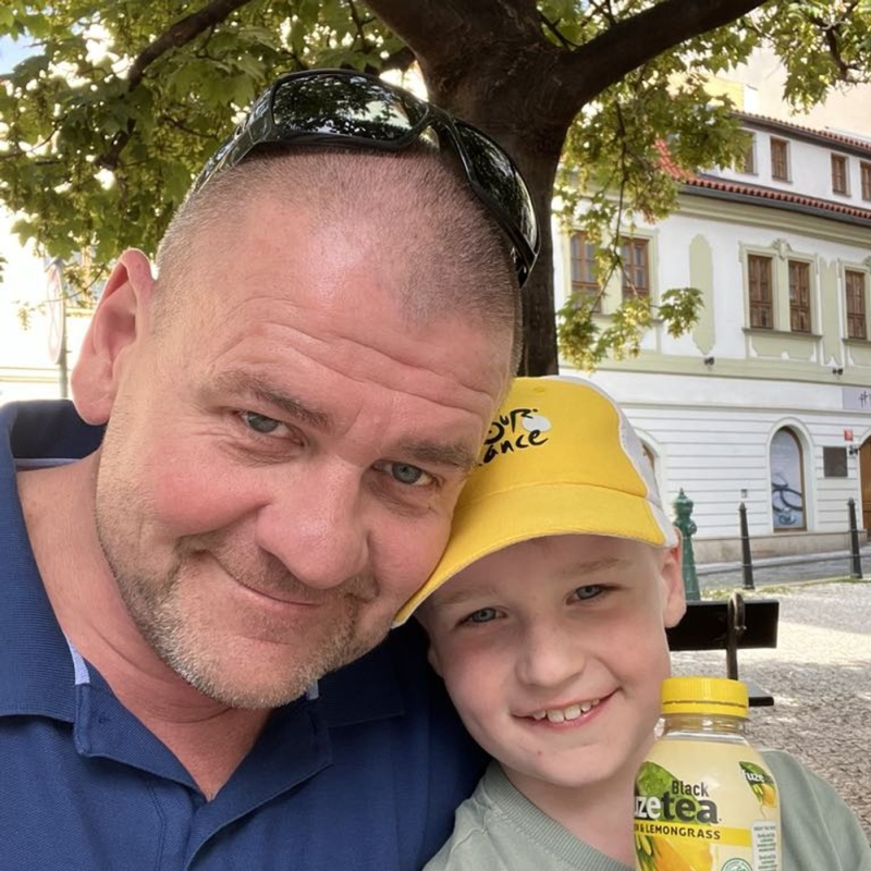 Obrázek epizody Ešus 30/6/2025 Honza, Jindra a Champagne