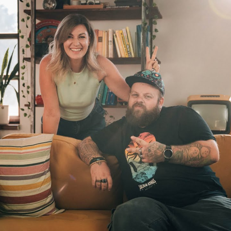 Obrázek epizody Svatební talk #5/2 - Míša Rusaňuková a Lukáš Kenji Vrábel