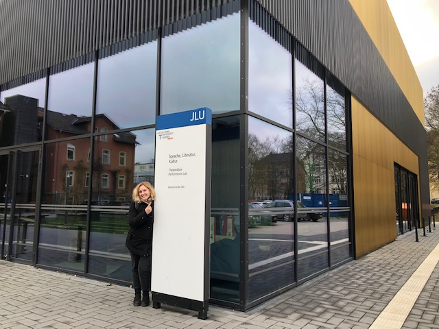 Obrázek epizody Studium na Institutu aplikované divadelní vědy v německém Gießenu