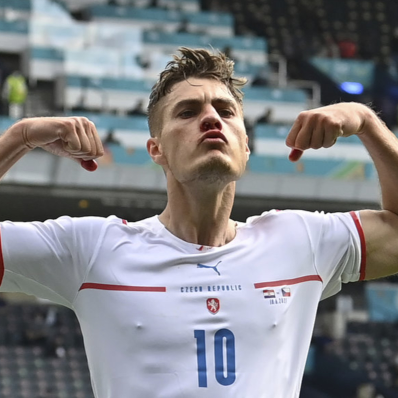 Obrázek epizody EF Podcast: Shrnutí skupin Eura a preview osmifinále