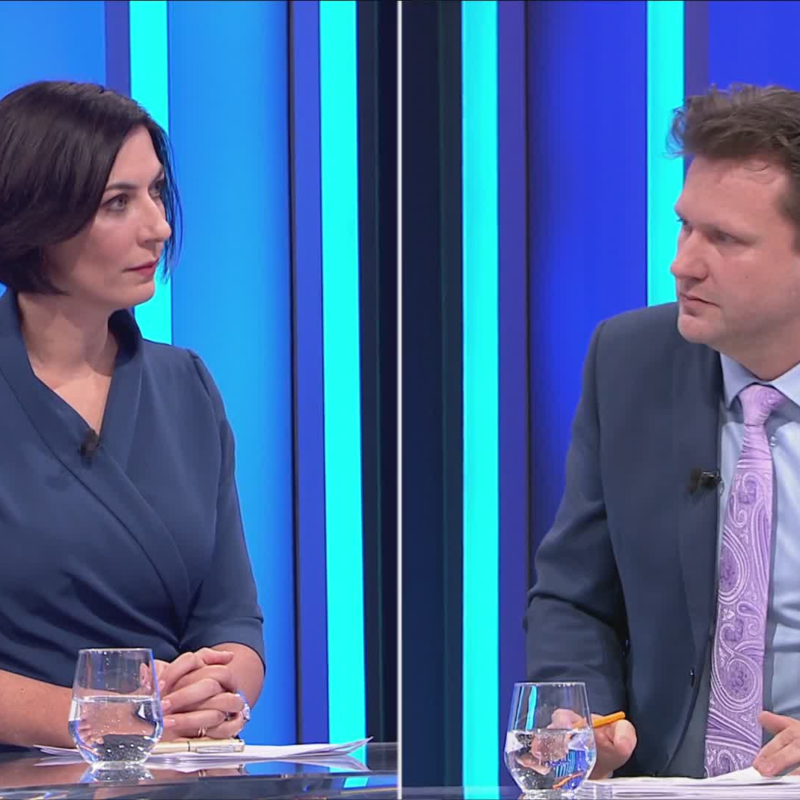 Obrázek epizody O penzisty je postaráno, rostou jim rekordně důchody, míní Pekarová. Vondráček nesouhlasí