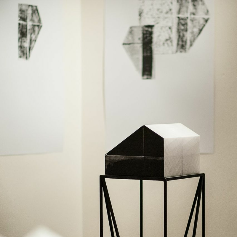 Obrázek epizody Galerie OFF/FORMAT: Shapeshift (Zuzana Bartošová, Andrea Uváčiková)