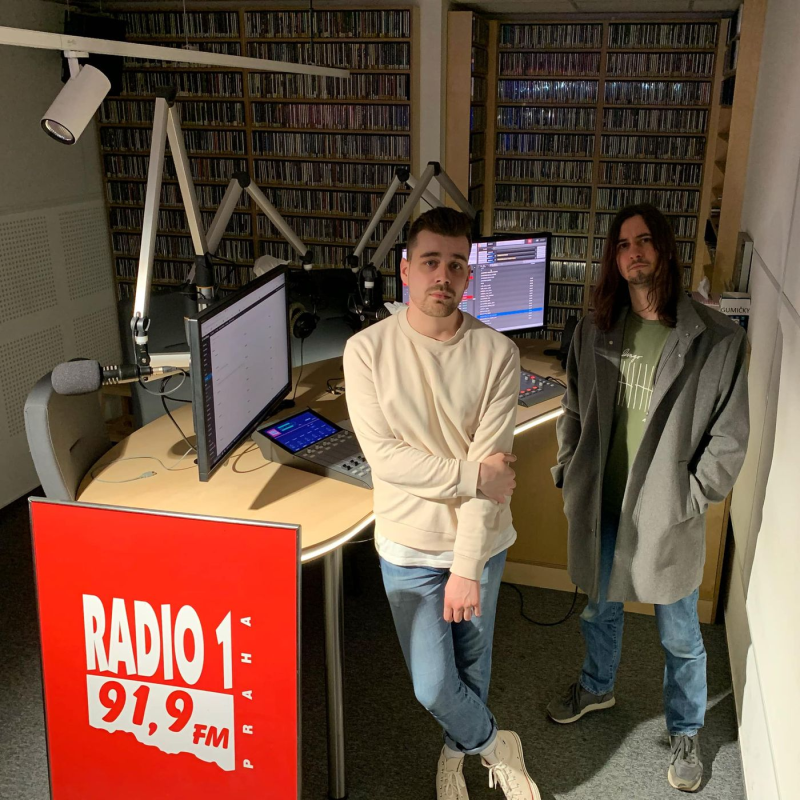 Obrázek epizody Reflektor #151: Temné reflexe Dukly, Destroyera a Alexe Camerona