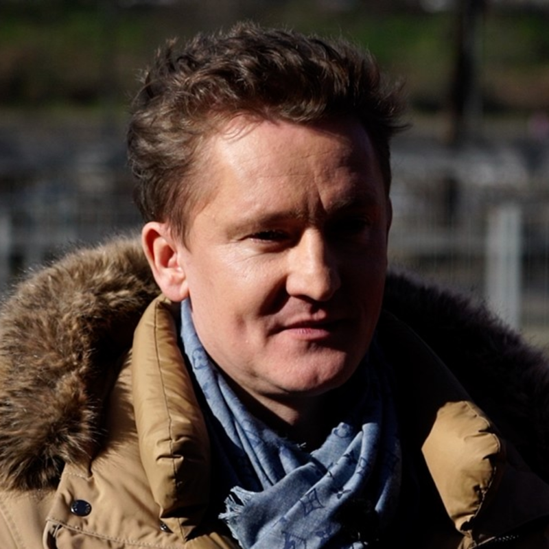 Obrázek epizody Postavili tisíce venkovních hřišť: Nejde o to něco si dokazovat, ale o přirozený pohyb, lidi už se nestydí, říká Havlík z Colmexu