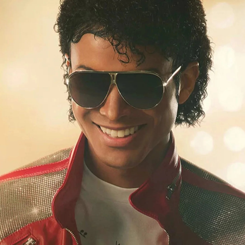 Obrázek epizody Dojel lesbický motorkářský gang až na Žižkov? A nosil Michael Jackson Pradu?