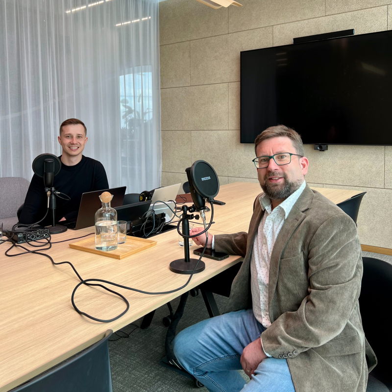 Obrázek epizody Jak dostat lehkost do řízení firemních financí s Petrem Herzmannem