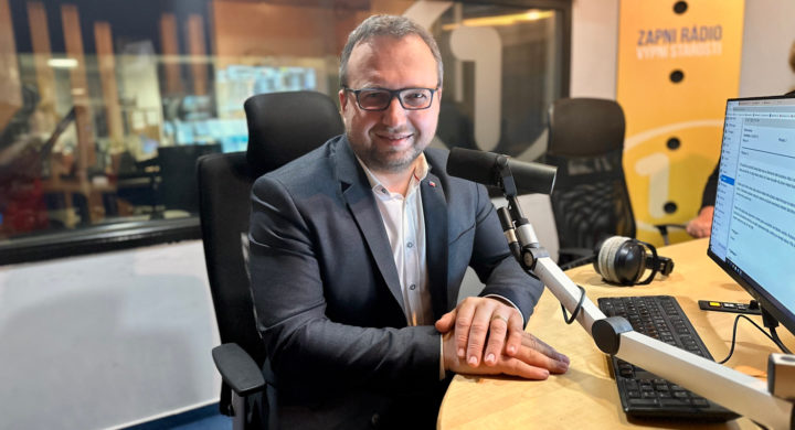 Obrázek epizody Marian Jurečka: Musíme dát emoce stranou a najít kompromis