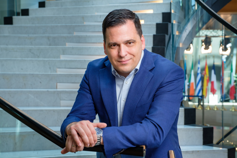 Lídři členských států Evropské unie by měli rozhodnout, že na dva měsíce zakážou vývoz veškerých vakcín z unie, říká poslanec Evropského parlamentu Tomáš Zdechovský /KDU-ČSL/