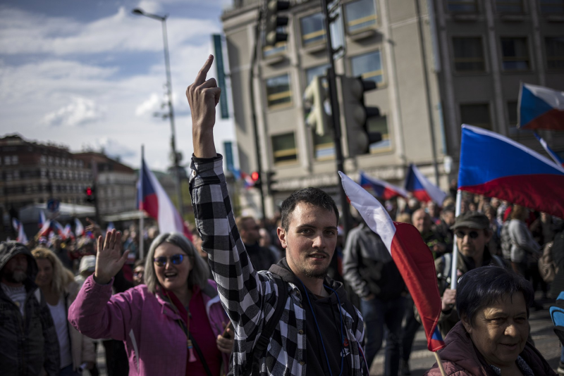 Obrázek epizody Jak nenaletět politickým obchodníkům se strachem a pozorností