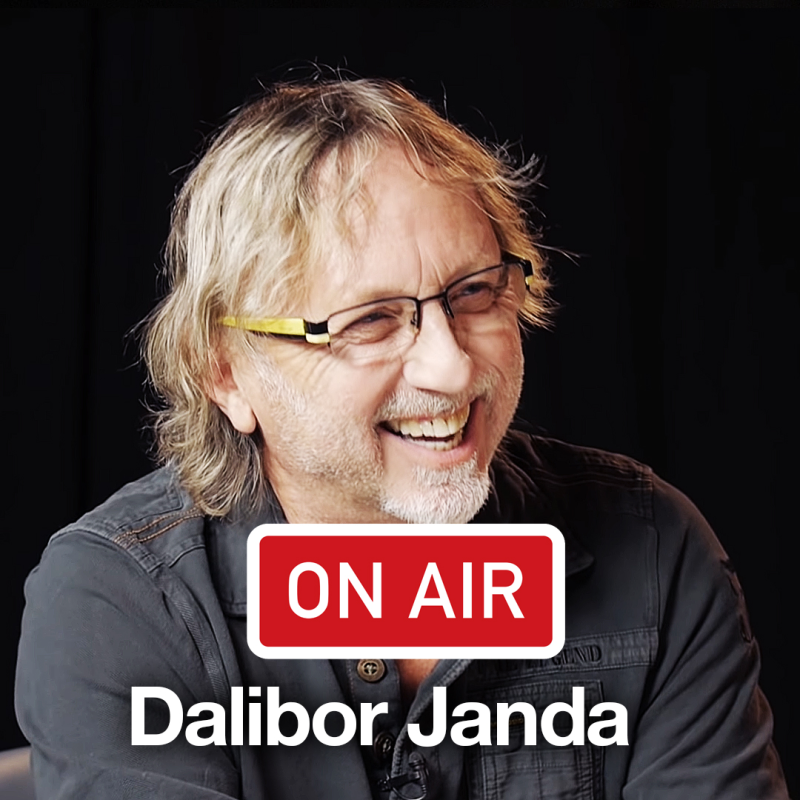 Obrázek epizody Dalibor Janda ON AIR: „Na Kapitánovi Demo mě baví, že si ze sebe umí udělat srandu."