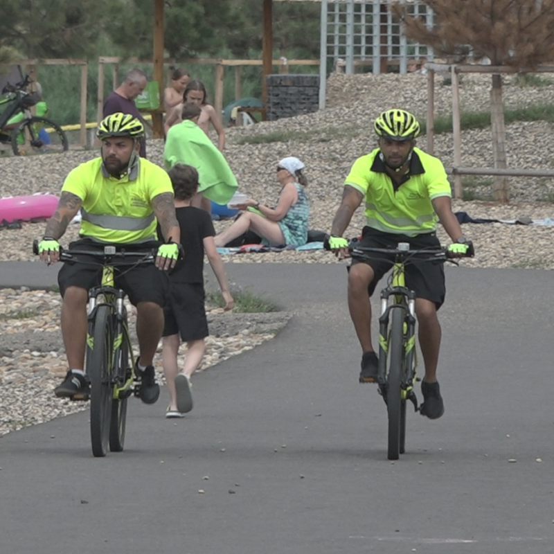 Obrázek epizody Městská policie v Mostě pořídila nové vybavení na svoji služebnu na jezeře Most.