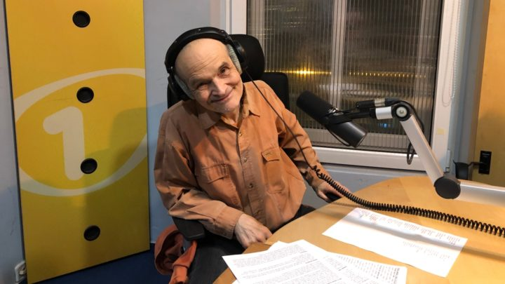 Obrázek epizody Karel Nešpor: Usmívejte se, přátelé. Určitě máte na koho, a když ne, tak aspoň na sebe do zrcadla