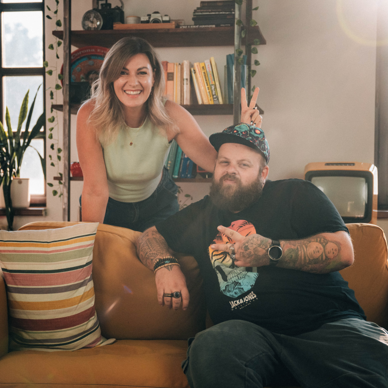 Obrázek epizody Svatební talk #5/1 - Míša Rusaňuková a Lukáš Kenji Vrábel