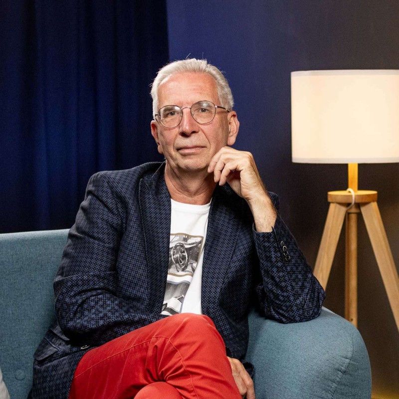 Obrázek epizody Kardiolog Neužil: Bohdalová se vyhrabe ze všeho, Bartoškův odchod mě zasáhl