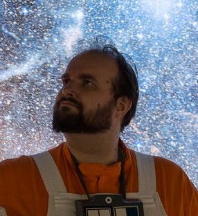 Obrázek epizody Dodnes není jasné, jestli David Prowse, představitel Dartha Vadera, věděl, že na plátně nepromluví. Říká velitel české jednotky Rebel Legion a skalní fanoušek Star Wars Vlastimil Šprta.