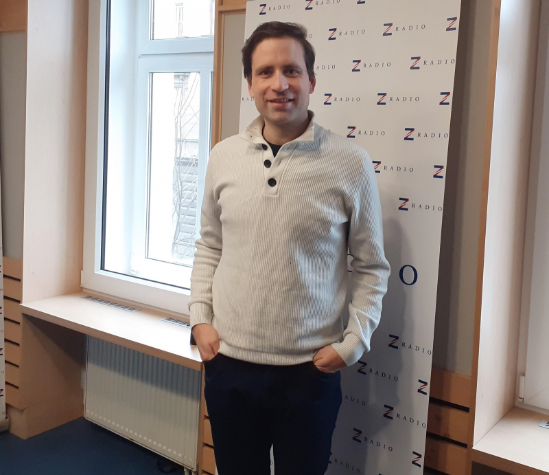 Obrázek epizody Lukáš Kovanda: Ekonomická krize by bez koronaviru do Česka nepřišla. Bitcoin jako základní investici nedoporučuji, jeho cenu v minulých dnech ovlivnilo pravděpodobně vybírání zisků některého z velkých investorů