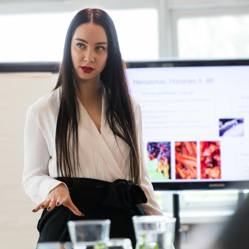 Obrázek epizody Scent of a Mummy: Smells and Pleasure in ancient Egypt, with Dora Goldsmith