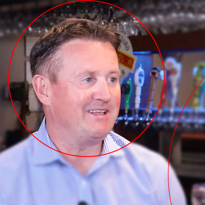 Obrázek epizody Do USA začal dovážet minerálku. První várka zmrzla, teď Američanům prodává slivovici