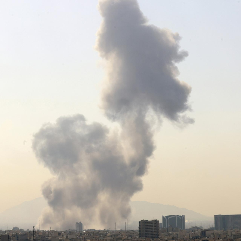 Obrázek epizody Proč Írán útočí i na Emiráty či Katar a zapojí se EU do bojů proti teokratickému režimu?