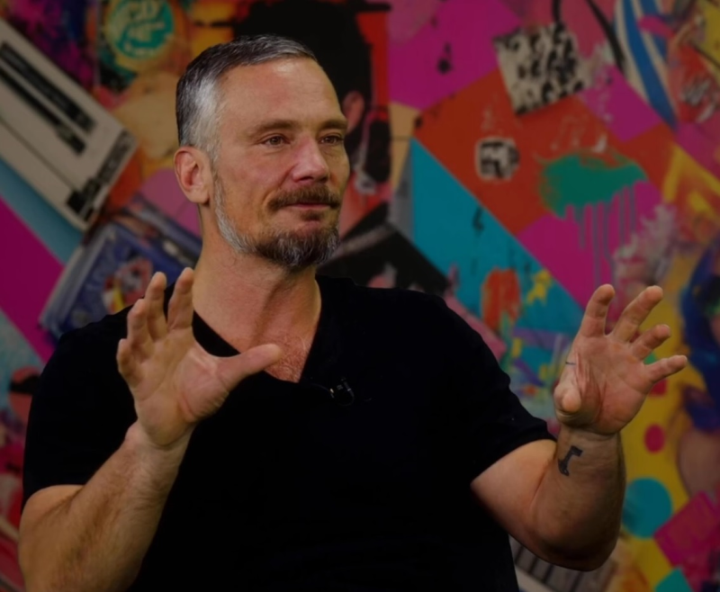 Obrázek epizody Martin Kačer: od rozjetého moderátora přes detox k vědomému životu a podcastu s Kairou