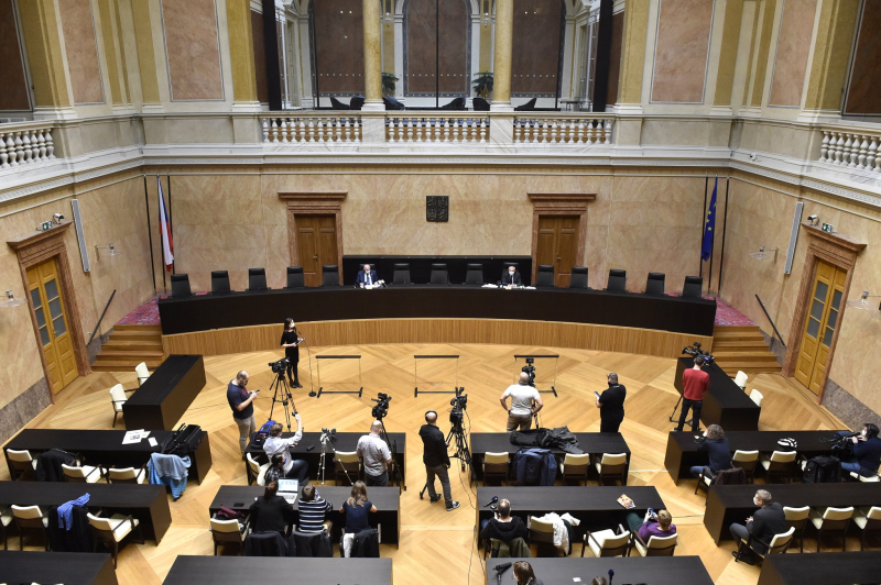 Obrázek epizody Jak se bude volit? Poslechněte si speciální epizodu