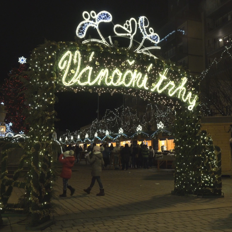 Obrázek epizody Most se začíná připravovat na vánoční svátky.