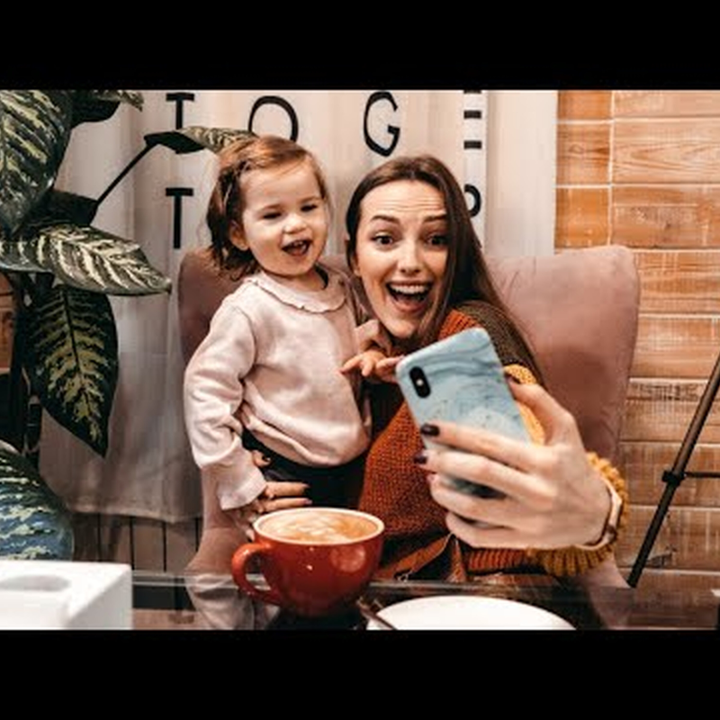 Obrázek epizody Mateřství na sociálních sítích - ano nebo ne?