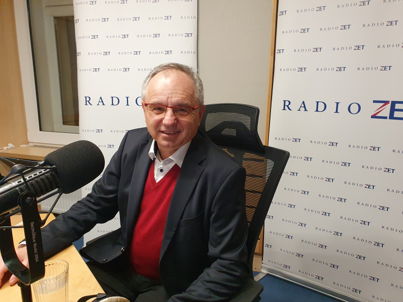 Biologii neutečeme, apelujeme na veřejnost i politiky, říká porodník Antonín Pařízek