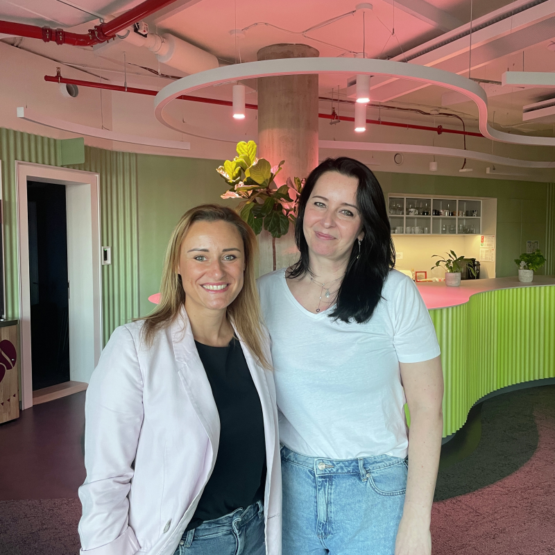 Obrázek epizody „Každý den si uvědomuju, že dělám práci svých snů.“ Držitelka ocenění Dobroskladník Sylvie Slováková o vztazích, ústavní péči i o to  tom, proč dobro není náhoda, ale volba.